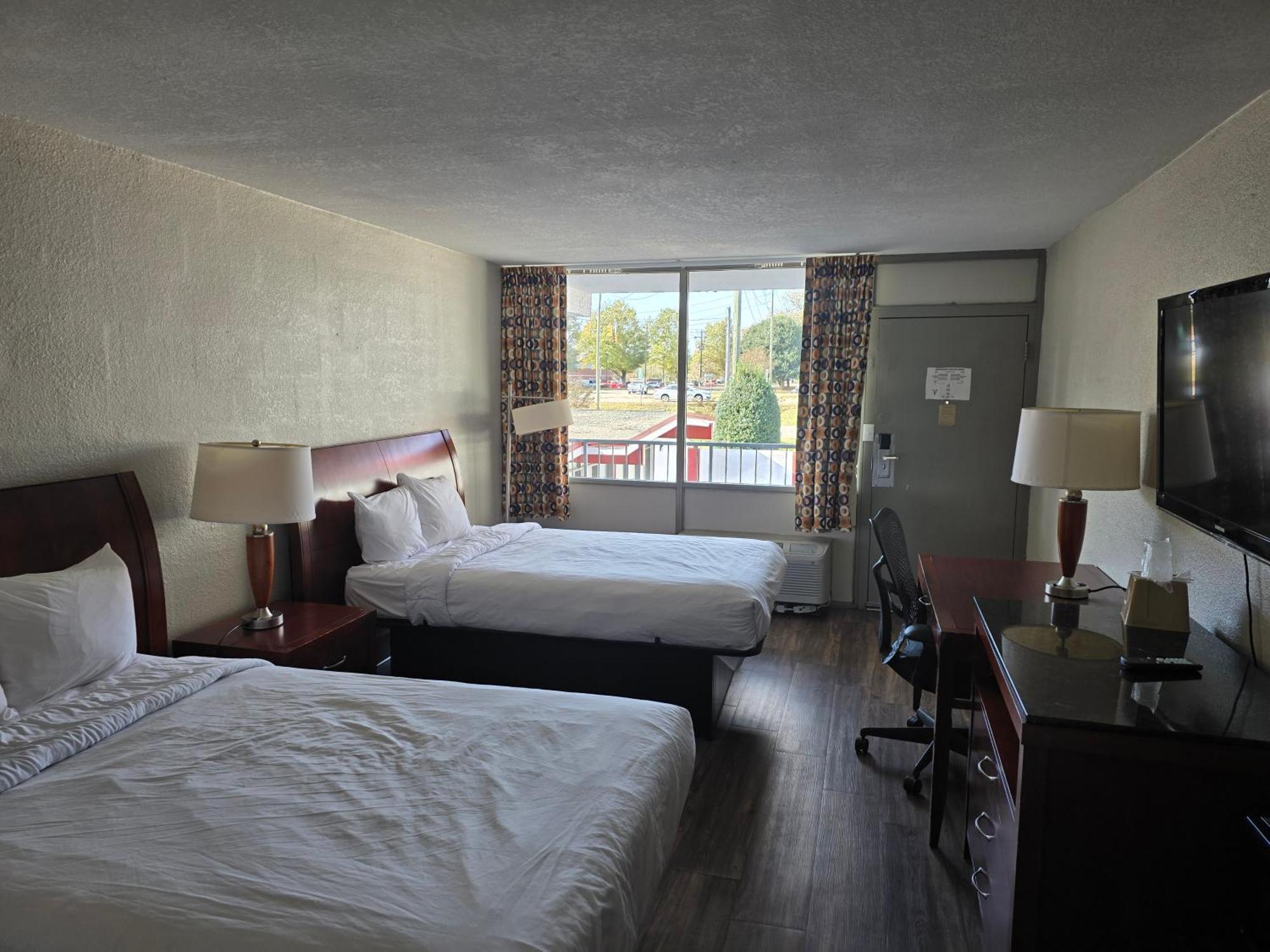 Days Inn By Wyndham Raleigh South Exteriör bild